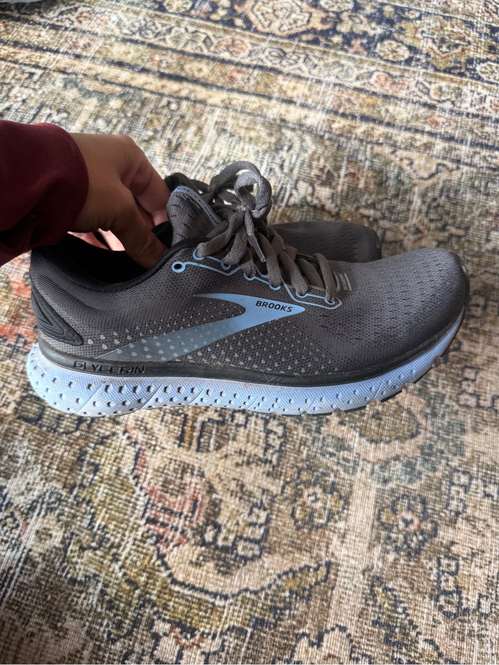 Brooks Glycerin 18 Grey & Light Blue Cushion Running Shoes size 6
